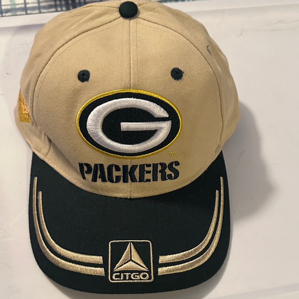 Packers Beige and Black Cap with Citgo Logo